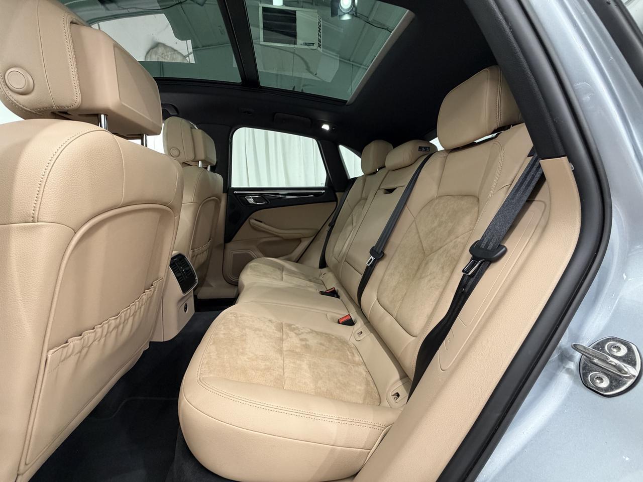 2021 Porsche Macan Newark DE