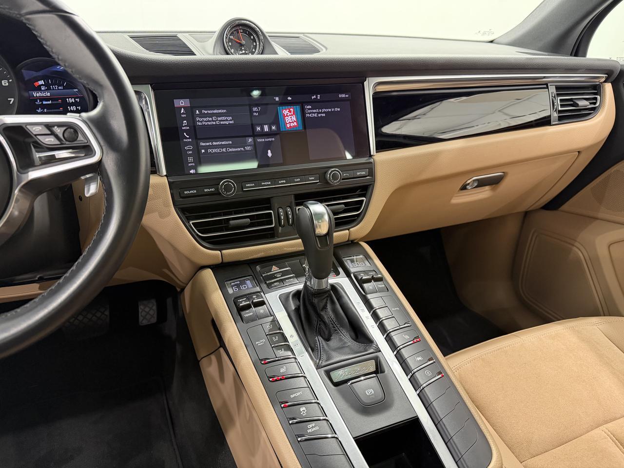 2021 Porsche Macan Newark DE