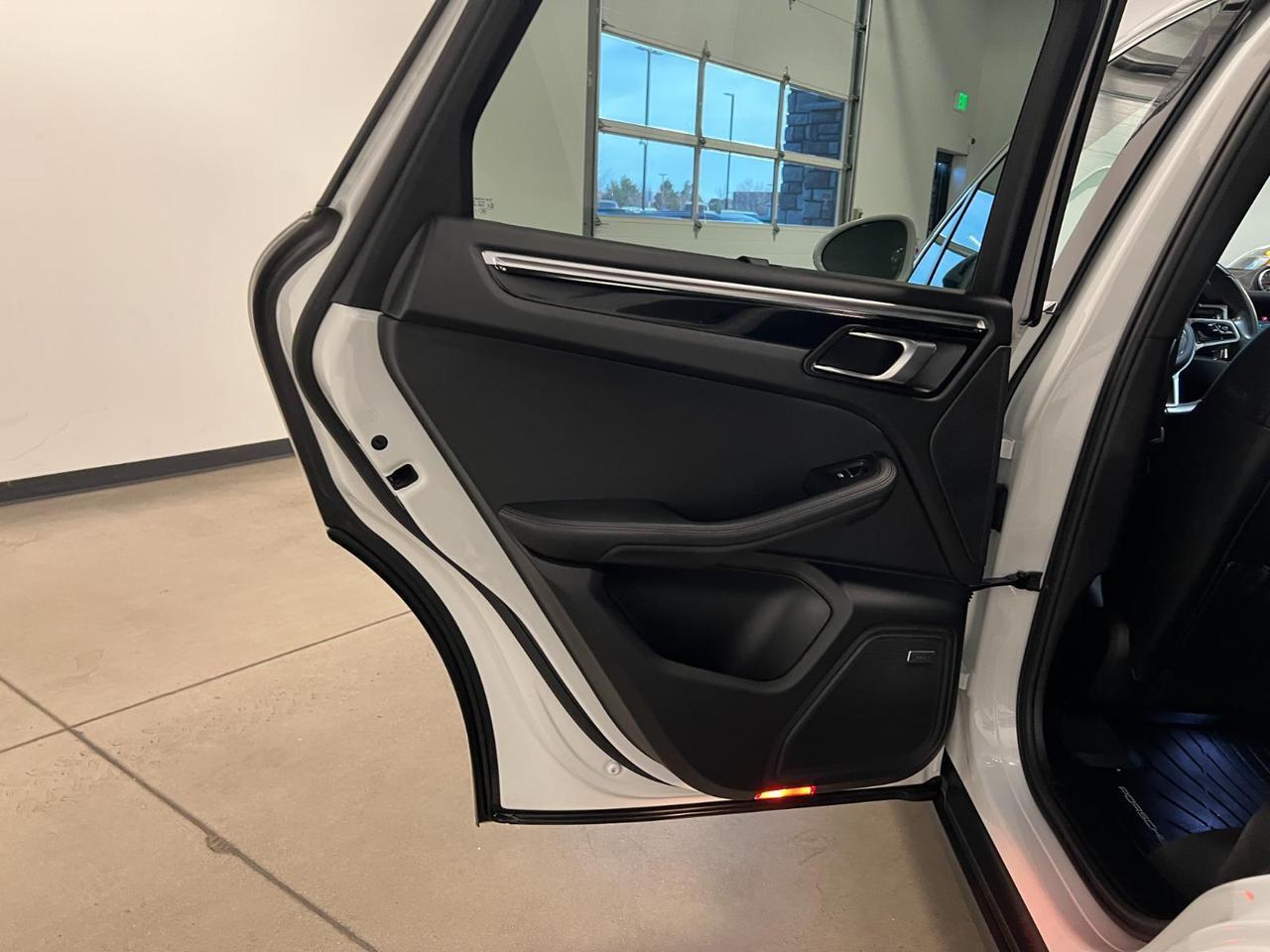 2021 Porsche Macan Parker CO