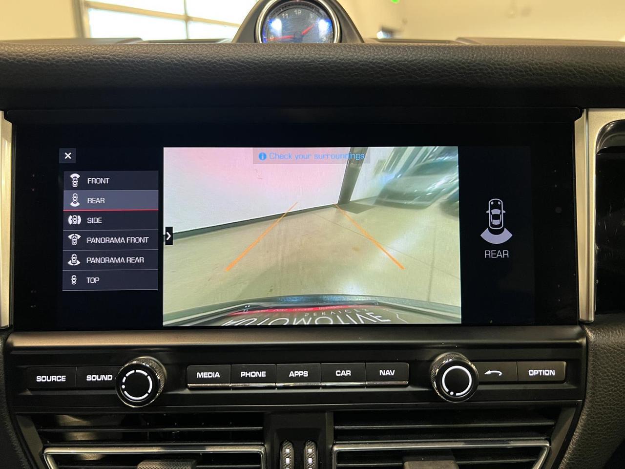 2021 Porsche Macan Parker CO