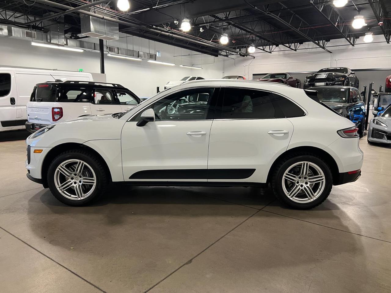 2021 Porsche Macan Parker CO