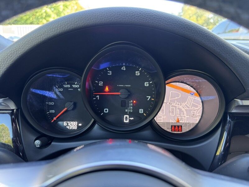 2021 Porsche Macan Willow Grove PA