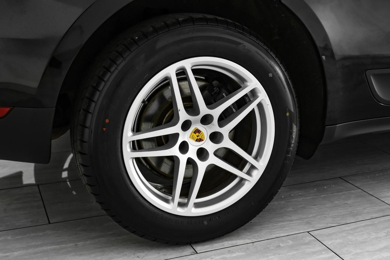 2021 Porsche Macan AWD NAVIGATION PANORAMA LEATHER SEATS REAR CAMERA BLUETOOTH PADD Carrollton TX