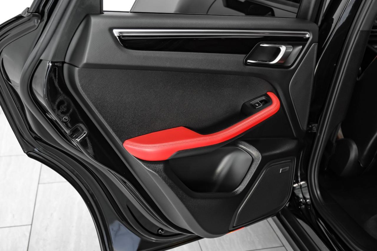 2021 Porsche Macan AWD NAVIGATION PANORAMA LEATHER SEATS REAR CAMERA BLUETOOTH PADD Carrollton TX