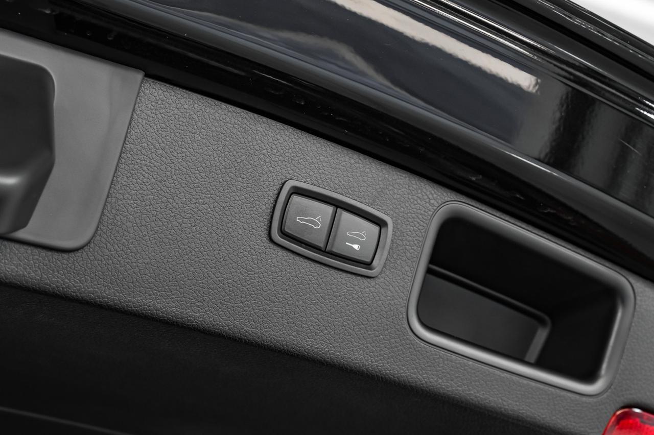 2021 Porsche Macan AWD NAVIGATION PANORAMA LEATHER SEATS REAR CAMERA BLUETOOTH PADD Carrollton TX