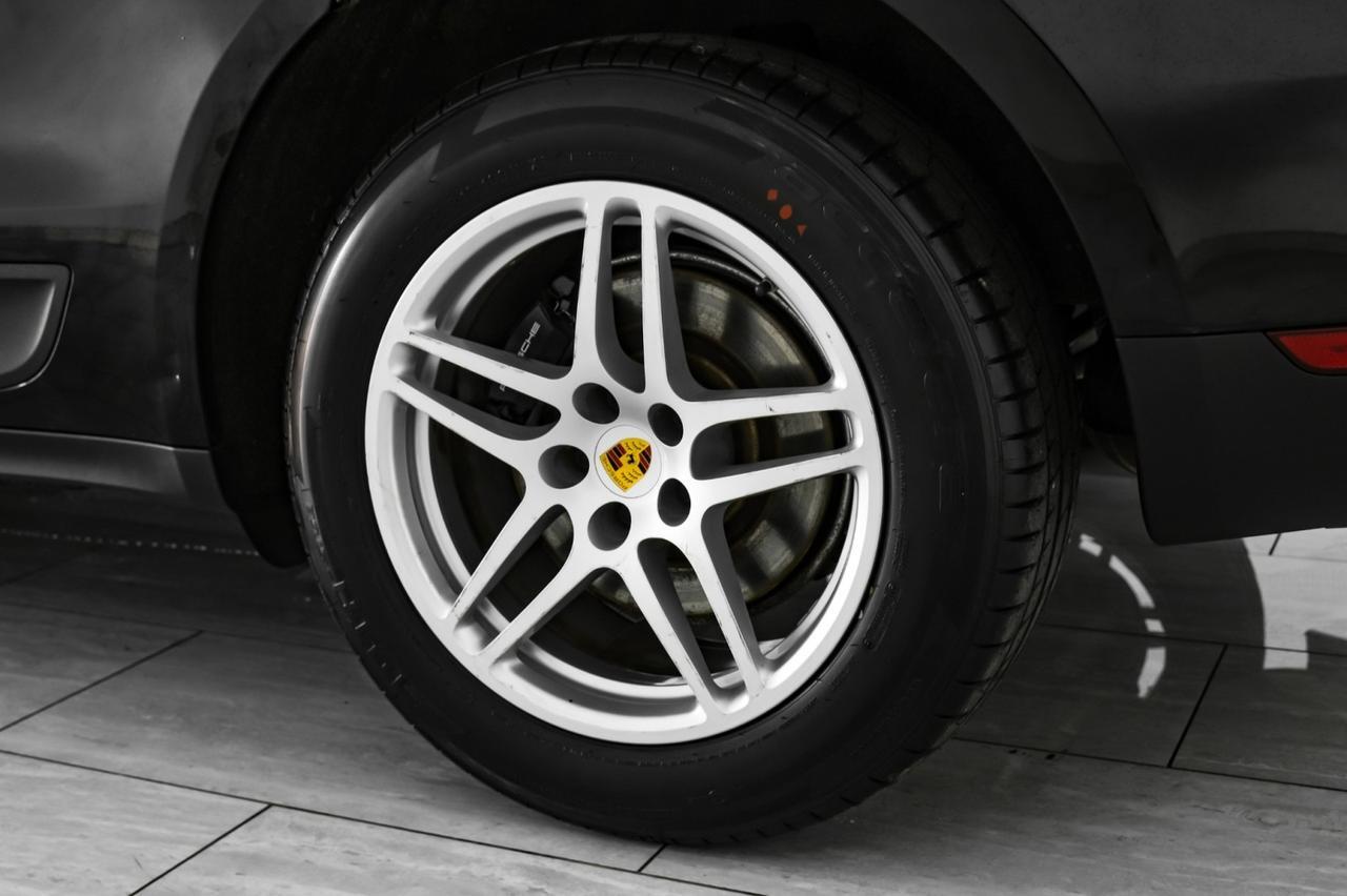 2021 Porsche Macan AWD NAVIGATION PANORAMA LEATHER SEATS REAR CAMERA BLUETOOTH PADDLE SHIFTERS Carrollton TX