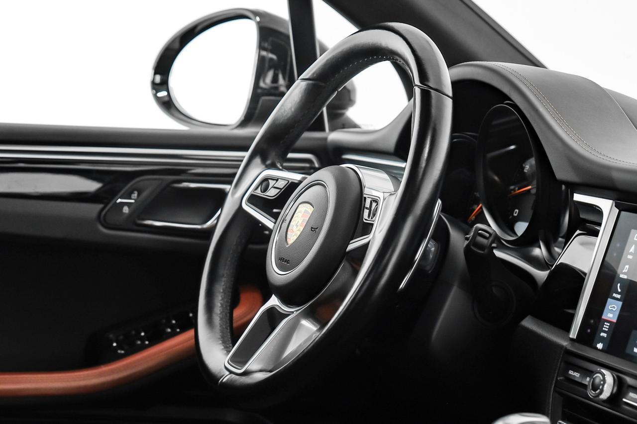 2021 Porsche Macan AWD NAVIGATION PANORAMA LEATHER SEATS REAR CAMERA BLUETOOTH PADDLE SHIFTERS Carrollton TX