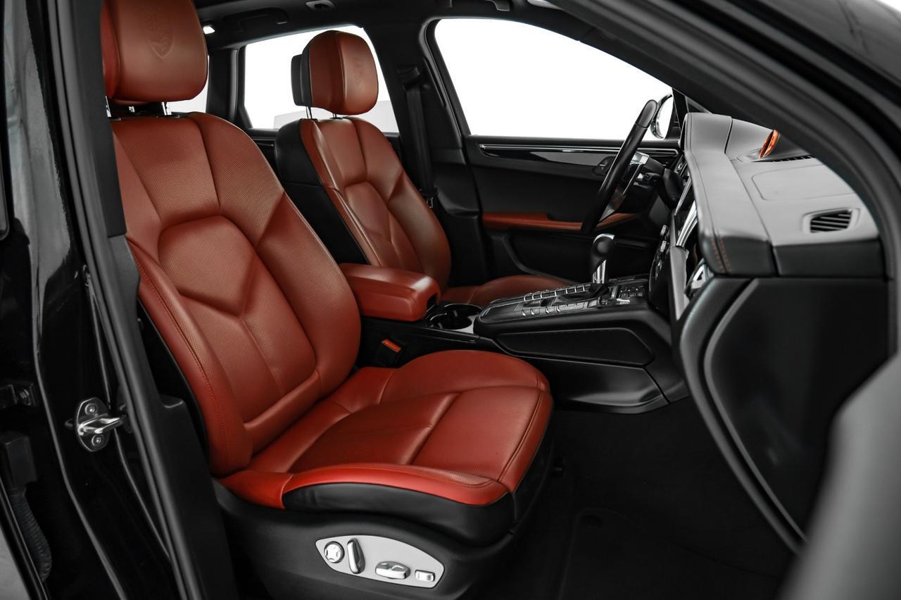 2021 Porsche Macan AWD NAVIGATION PANORAMA LEATHER SEATS REAR CAMERA BLUETOOTH PADDLE SHIFTERS Carrollton TX