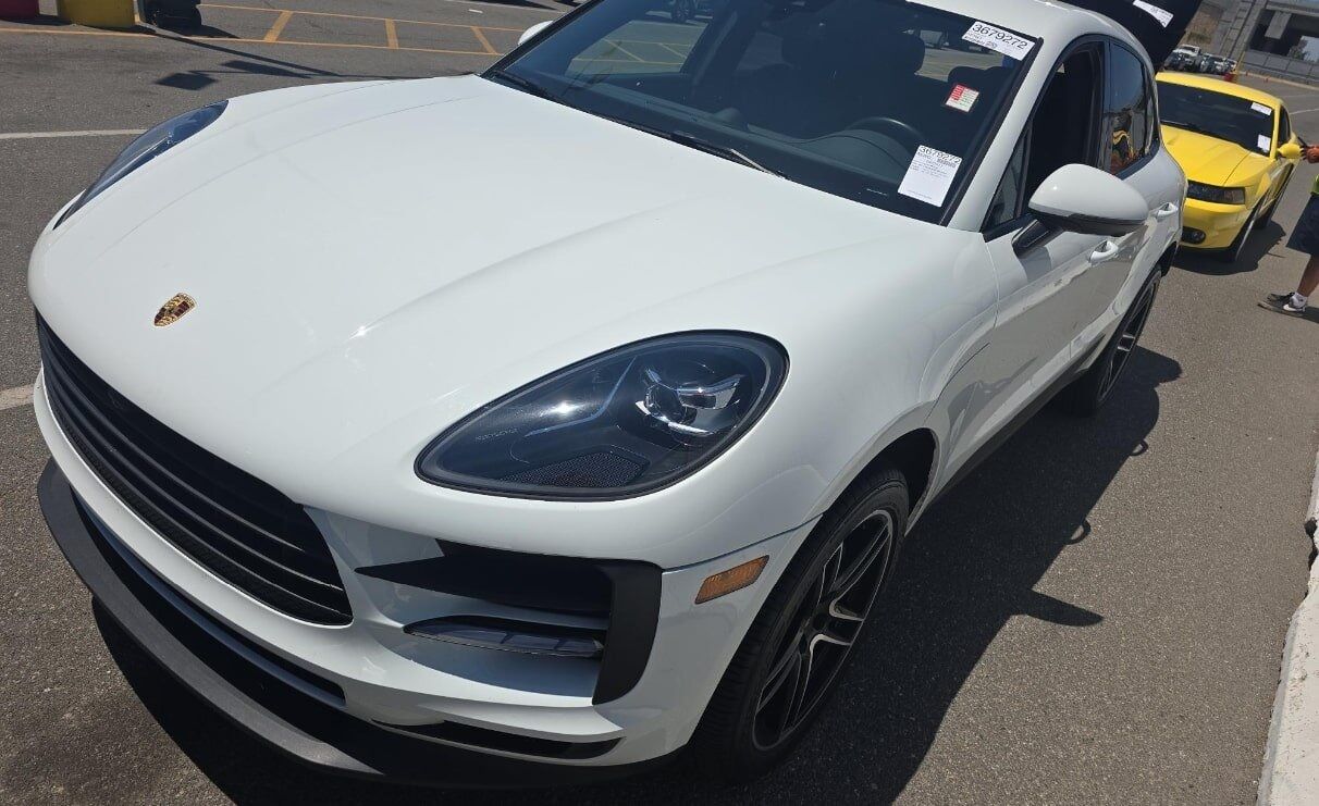 2021 Porsche Macan Base Bose Surround Prem Pkg + Pano Roof Portland OR