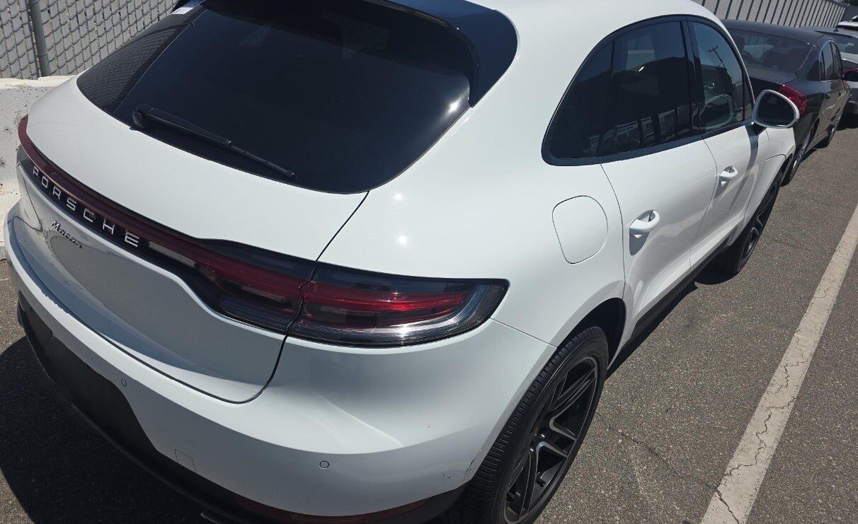 2021 Porsche Macan Base Bose Surround Prem Pkg + Pano Roof Portland OR