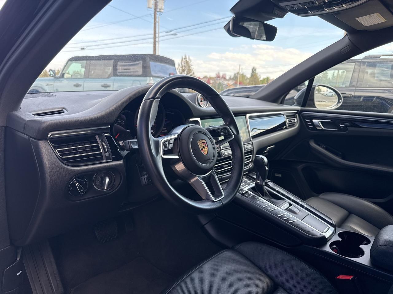2021 Porsche Macan Base Bend OR