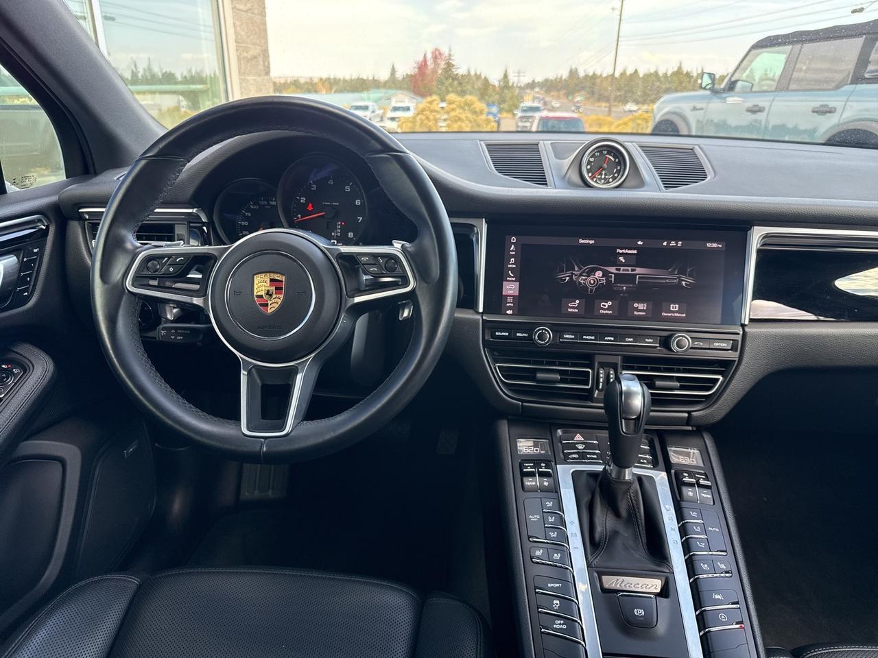 2021 Porsche Macan Base Bend OR