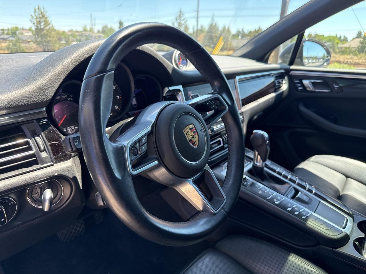 2021 Porsche Macan Base Bend OR