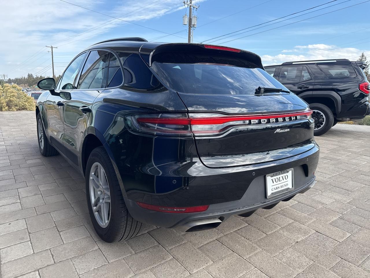 2021 Porsche Macan Base Bend OR