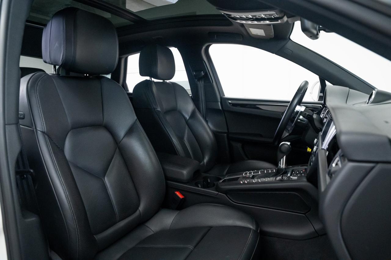 2021 Porsche Macan Base Vented Seats Premium Package BOSE Audio Portland OR