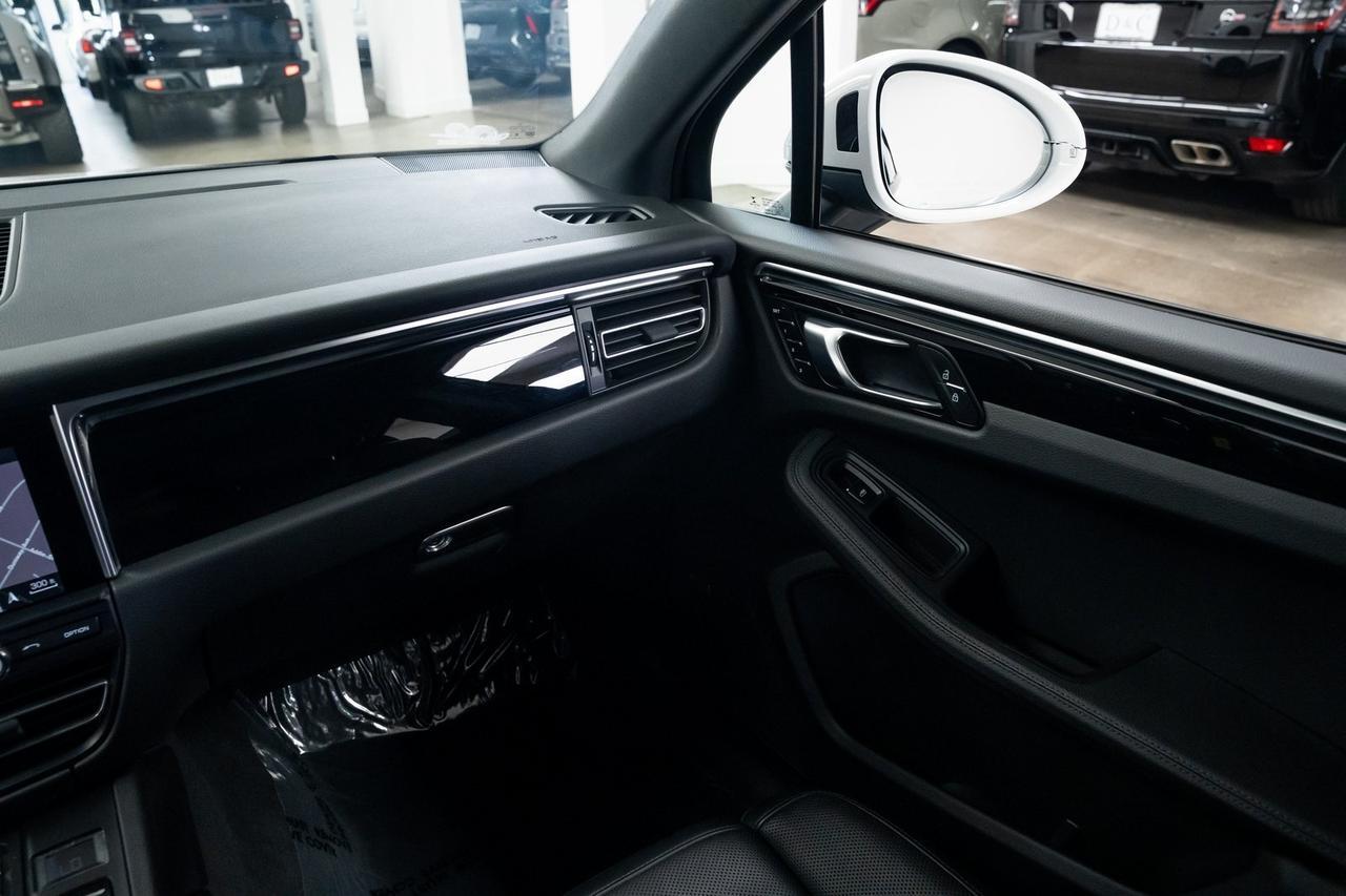 2021 Porsche Macan Base Vented Seats Premium Package BOSE Audio Portland OR