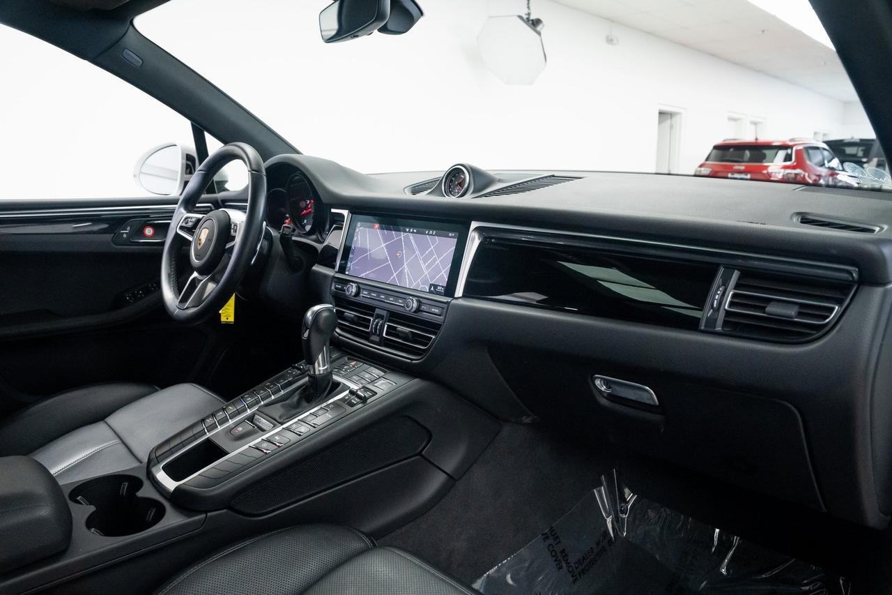2021 Porsche Macan Base Vented Seats Premium Package BOSE Audio Portland OR