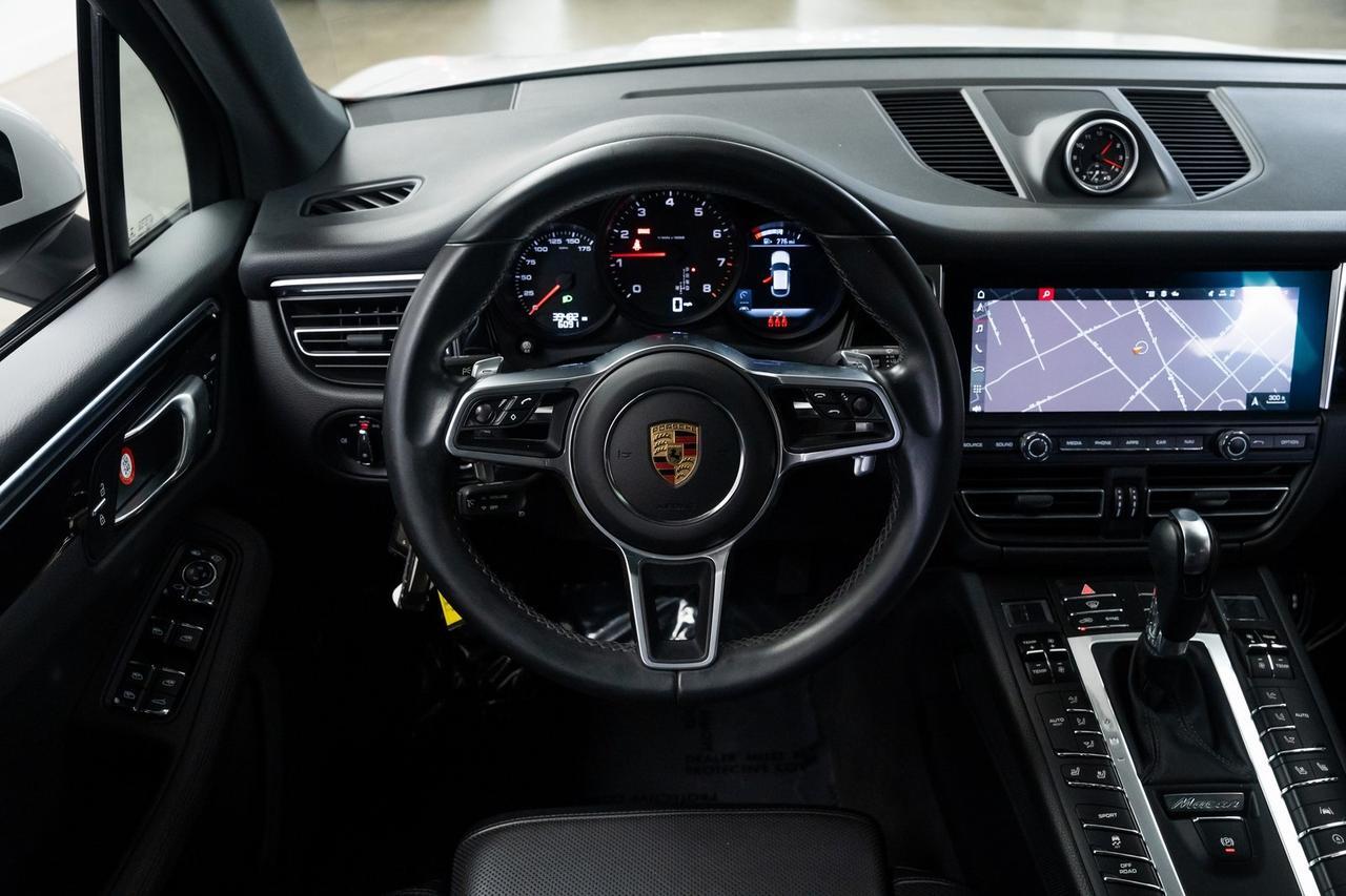 2021 Porsche Macan Base Vented Seats Premium Package BOSE Audio Portland OR