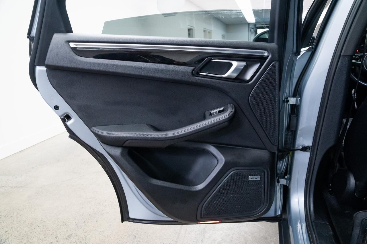 2021 Porsche Macan Panoramic Roof Heated Seats Portland OR