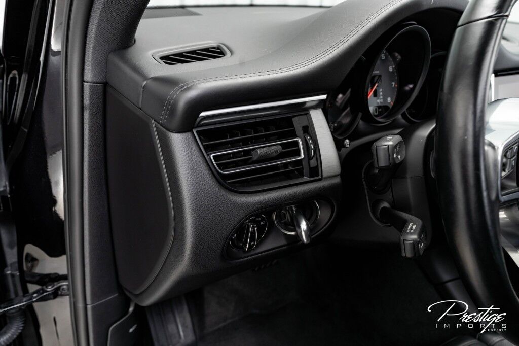 2021 Porsche Macan S North Miami Beach FL