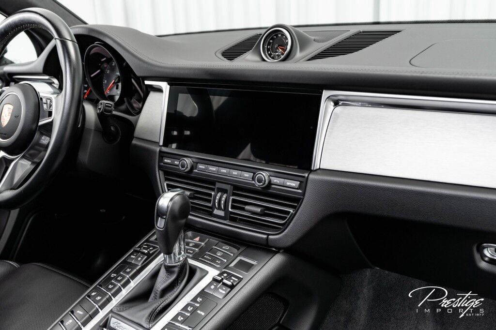 2021 Porsche Macan S North Miami Beach FL