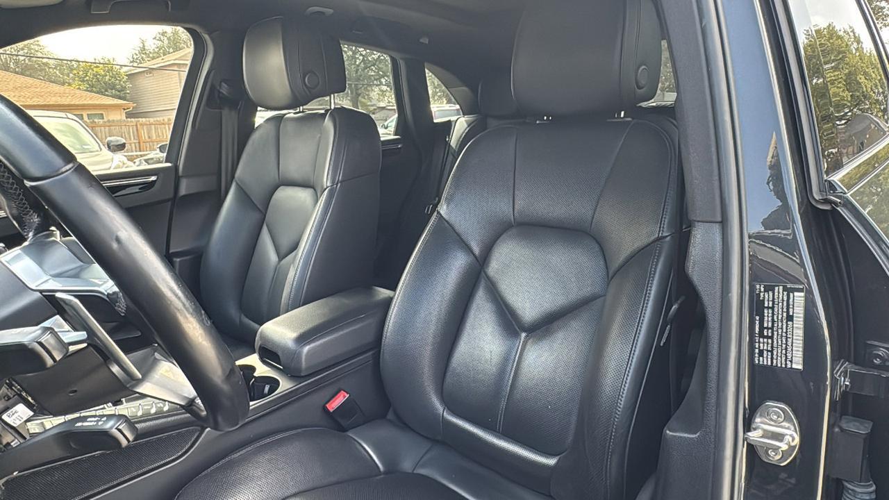 2021 Porsche Macan S  Selma TX