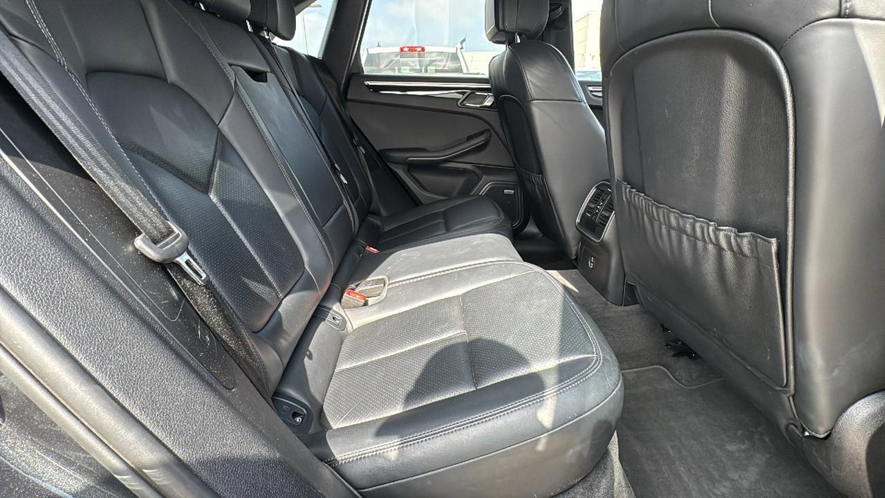 2021 Porsche Macan S  Selma TX