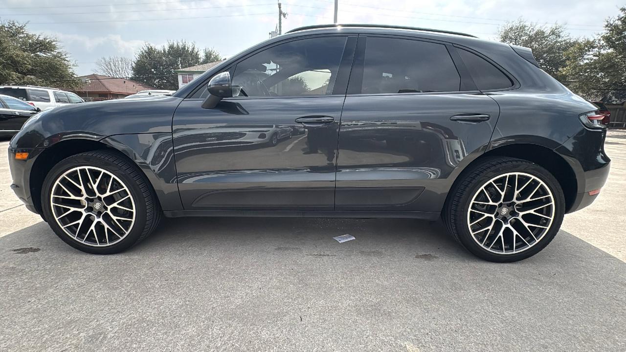2021 Porsche Macan S  Selma TX