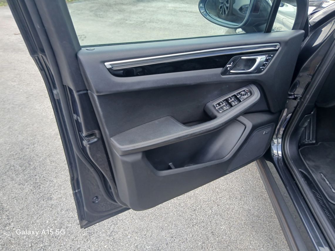 2021 Porsche Macan Sport Utility 4D Maitland FL