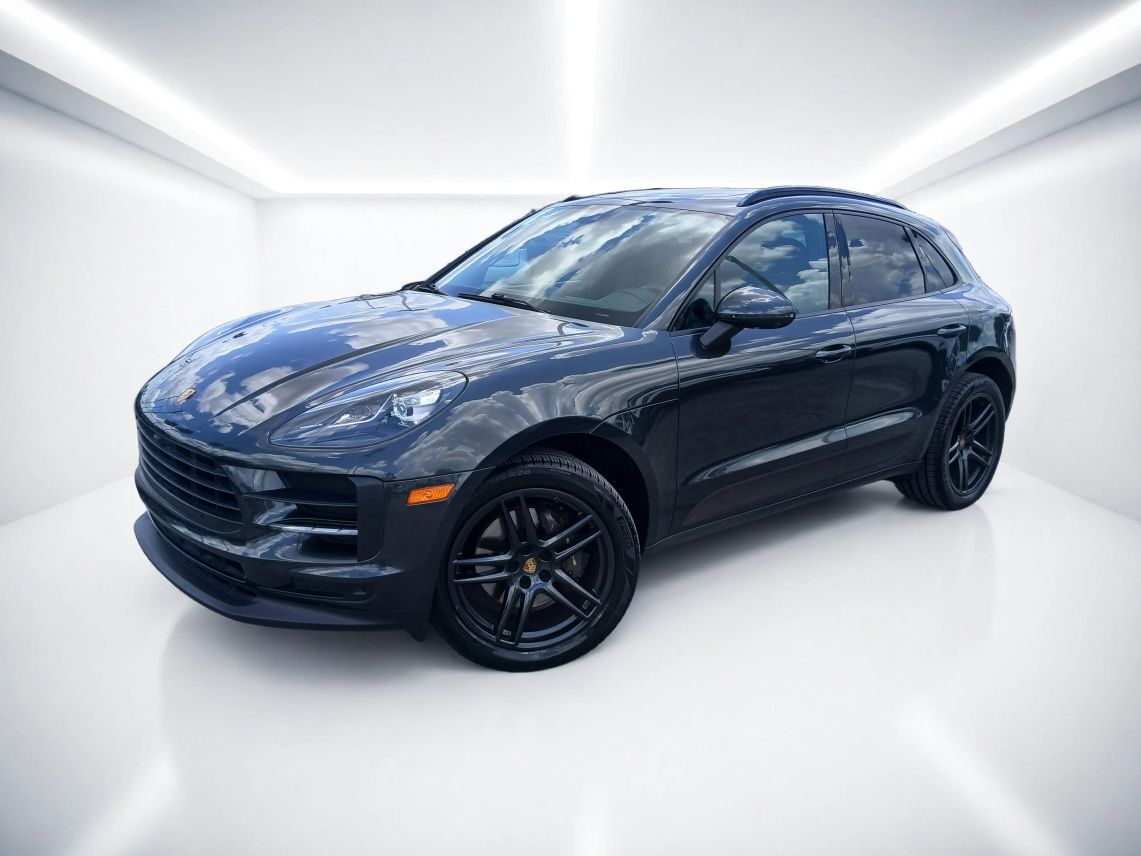 2021 Porsche Macan Sport Utility 4D