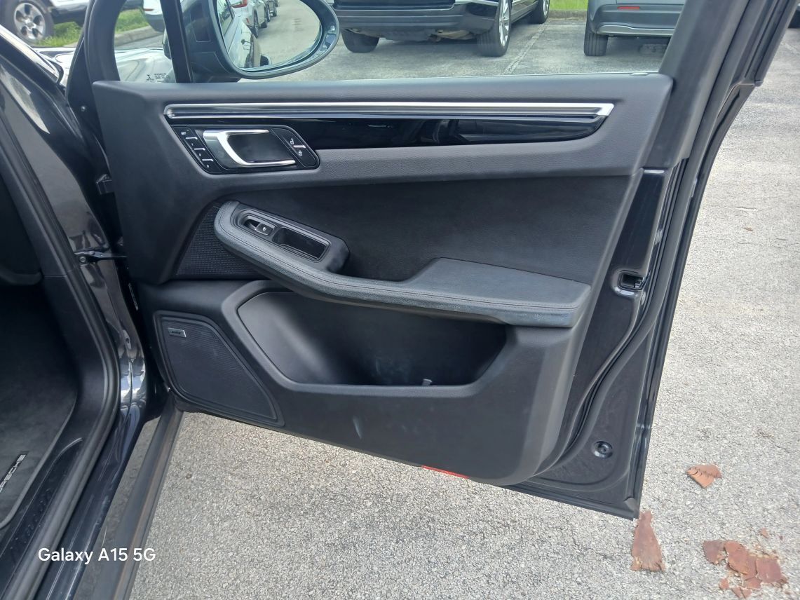 2021 Porsche Macan Sport Utility 4D Maitland FL