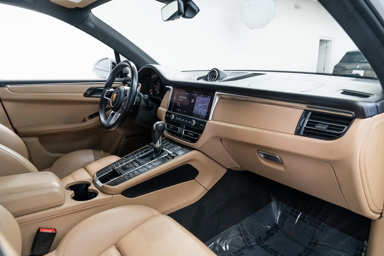 2021 Porsche Macan Turbo 1 Owner PASM Vented Leather Seat Trim Portland OR