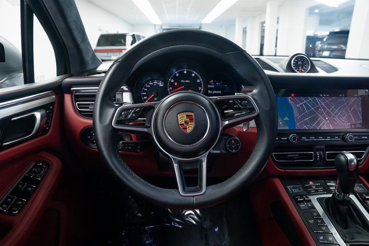 2021 Porsche Macan Turbo 1 Owner Vented Seats Premium Package Portland OR