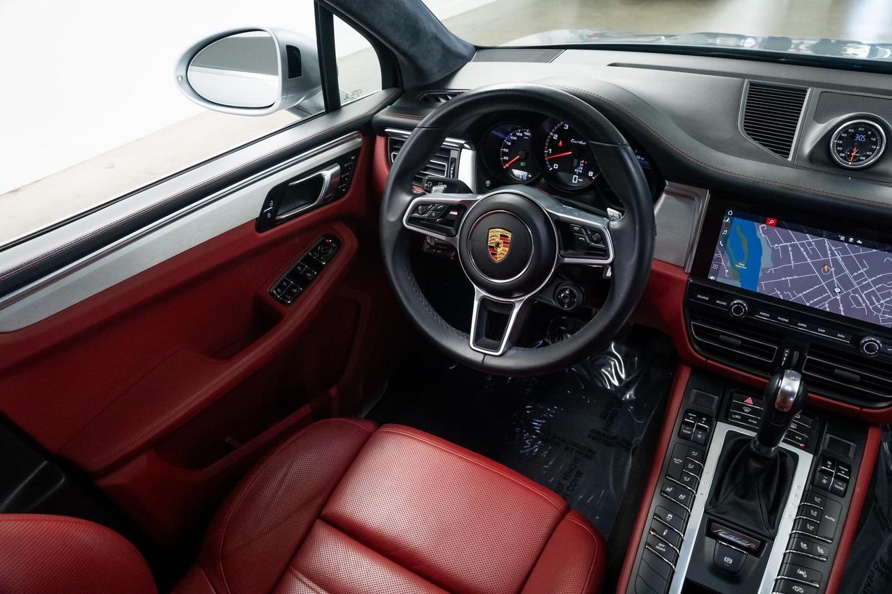 2021 Porsche Macan Turbo 1 Owner Vented Seats Premium Package Portland OR