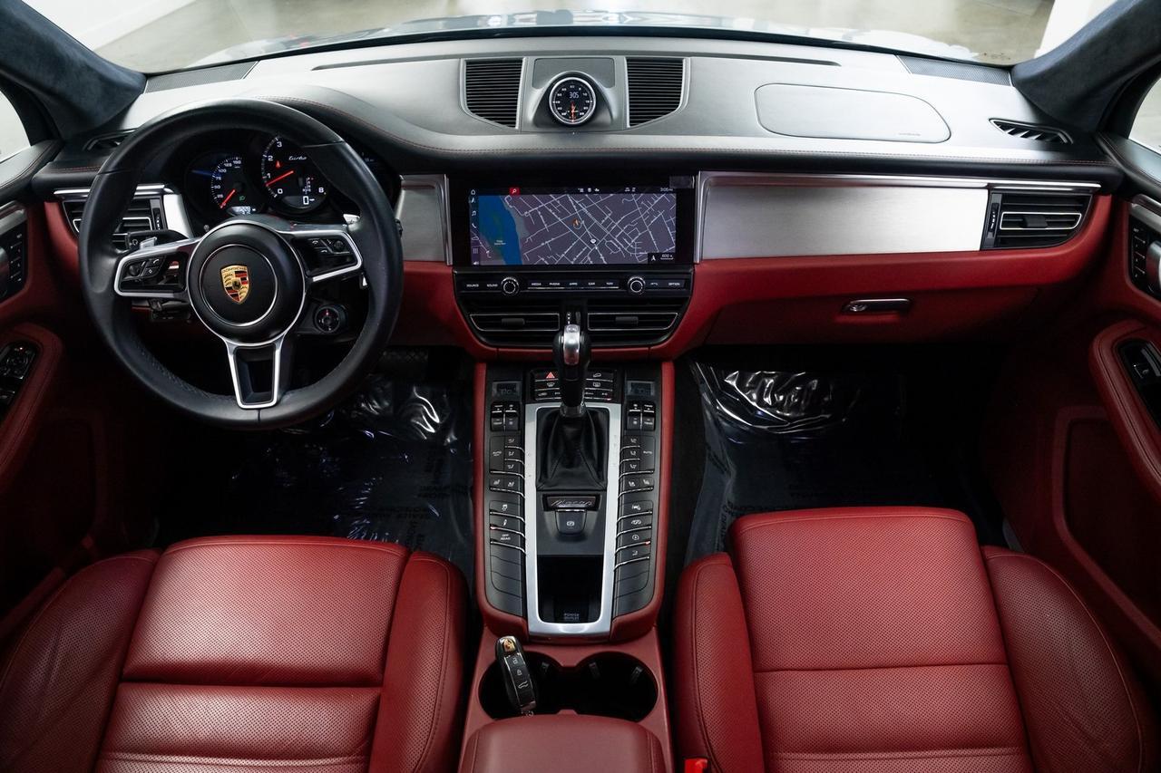 2021 Porsche Macan Turbo 1 Owner Vented Seats Premium Package Portland OR