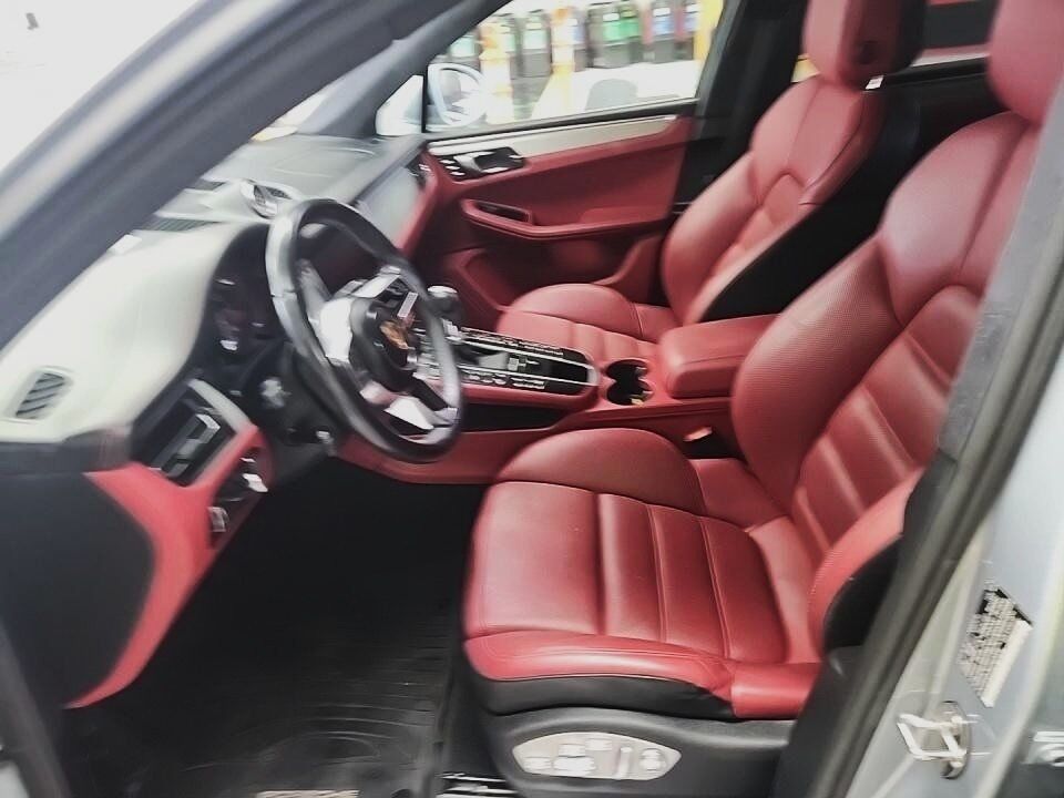 2021 Porsche Macan Turbo 18-Way Ventilated Seats Dynamic Lights Portland OR