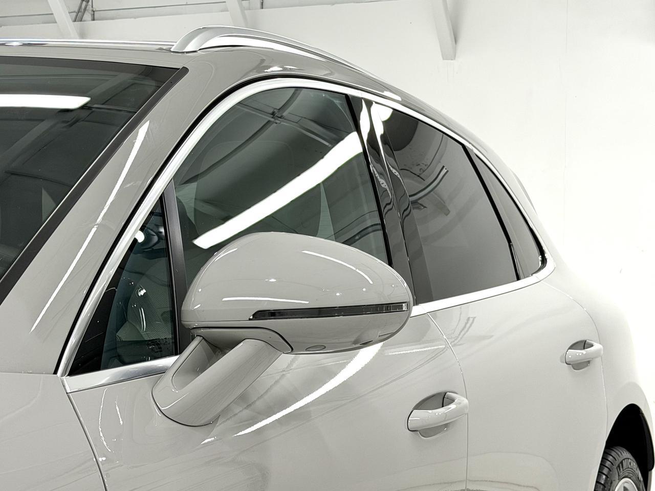 2021 Porsche Macan Turbo Newark DE
