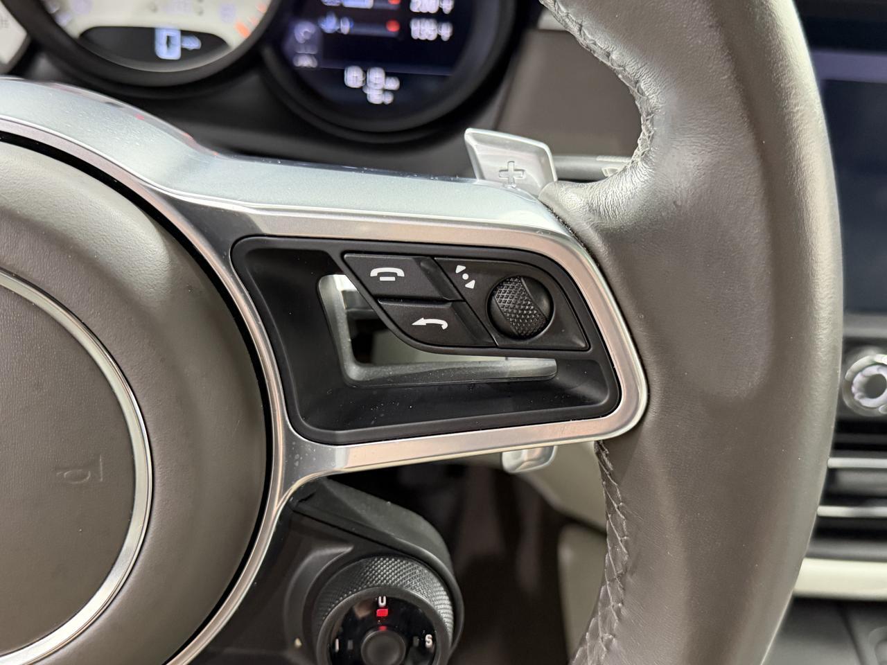 2021 Porsche Macan Turbo Newark DE