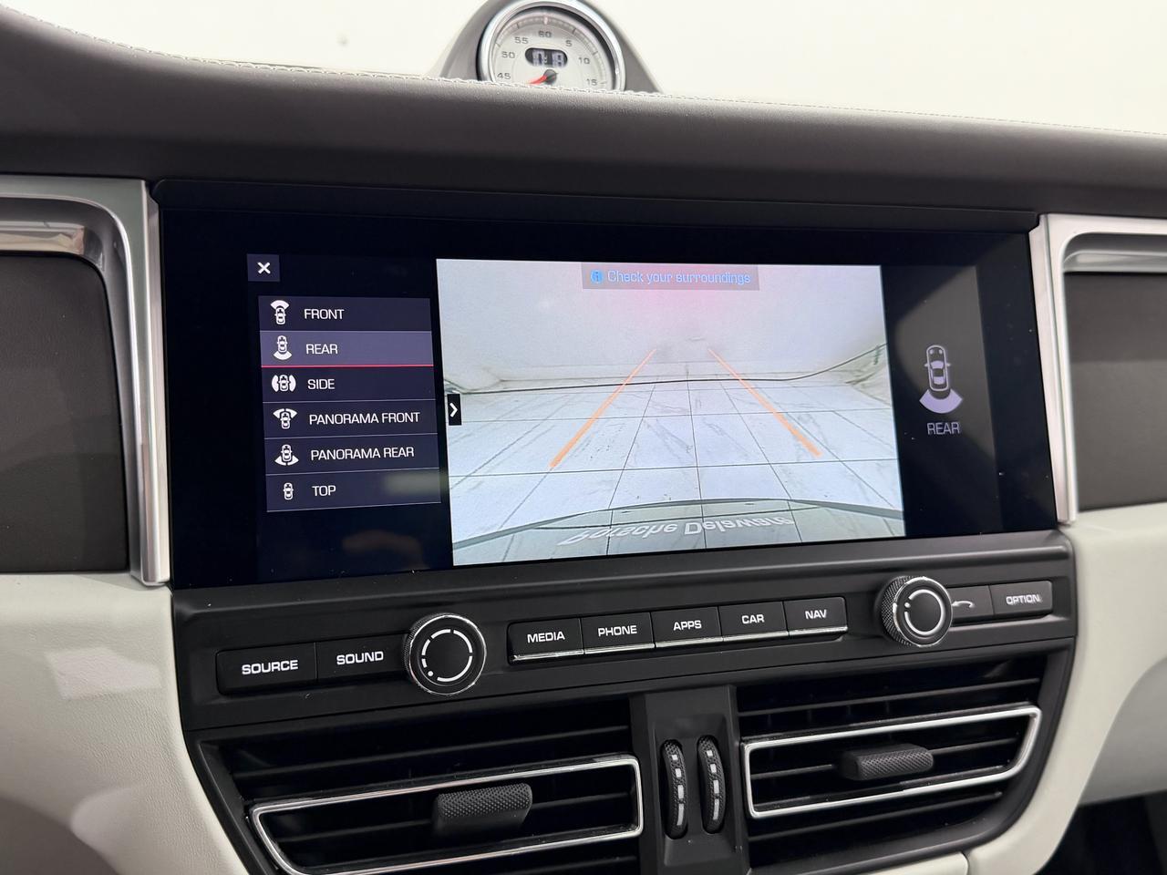 2021 Porsche Macan Turbo Newark DE