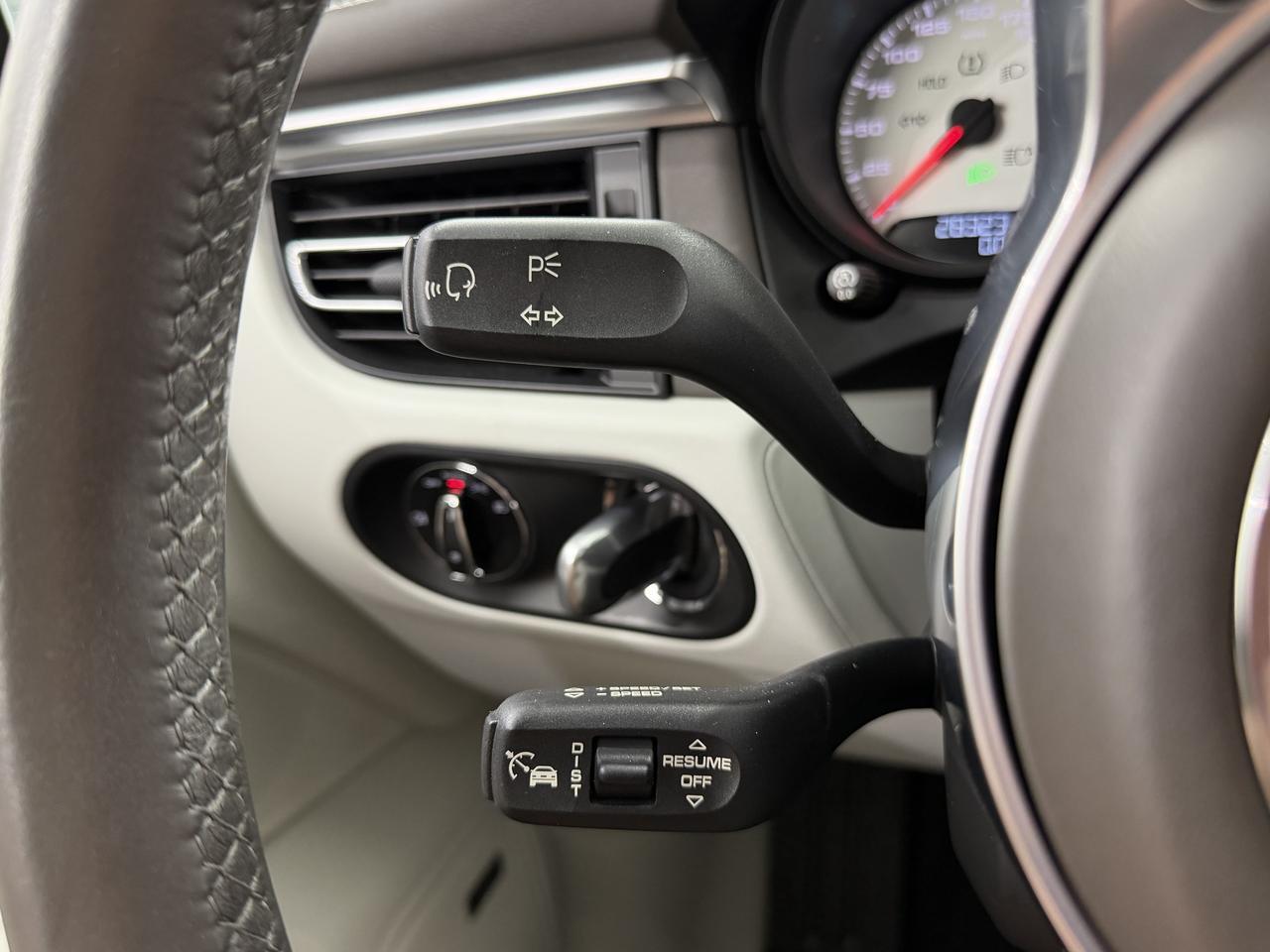 2021 Porsche Macan Turbo Newark DE