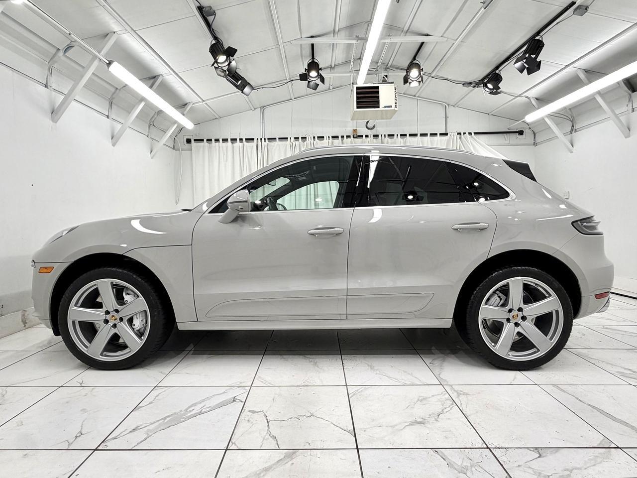 2021 Porsche Macan Turbo Newark DE