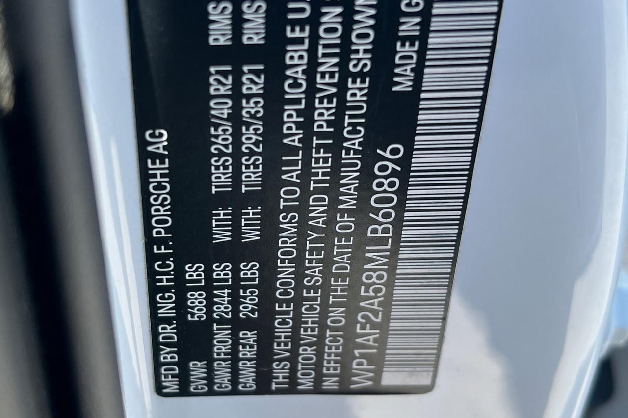 2021 Porsche Macan Turbo Ontario OR