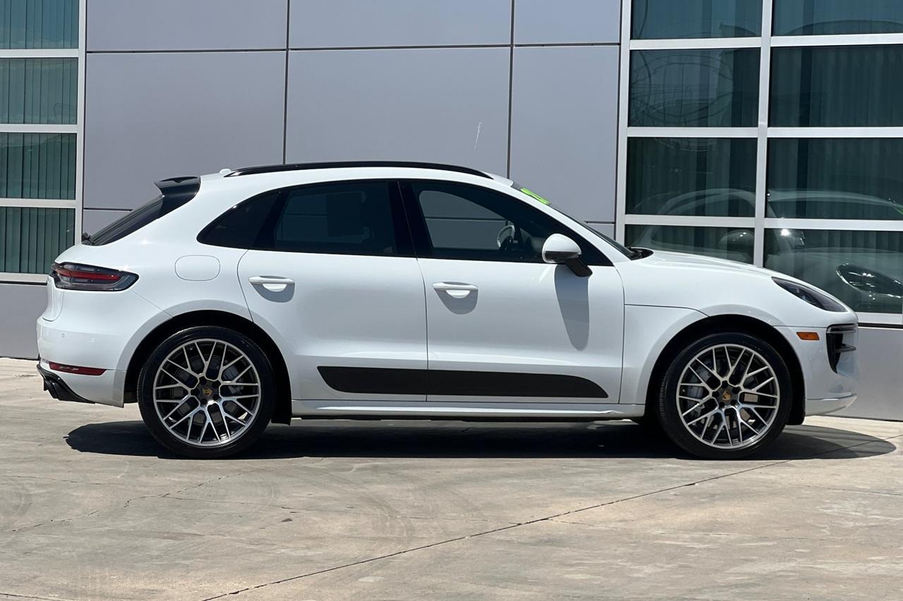 2021 Porsche Macan Turbo Ontario OR