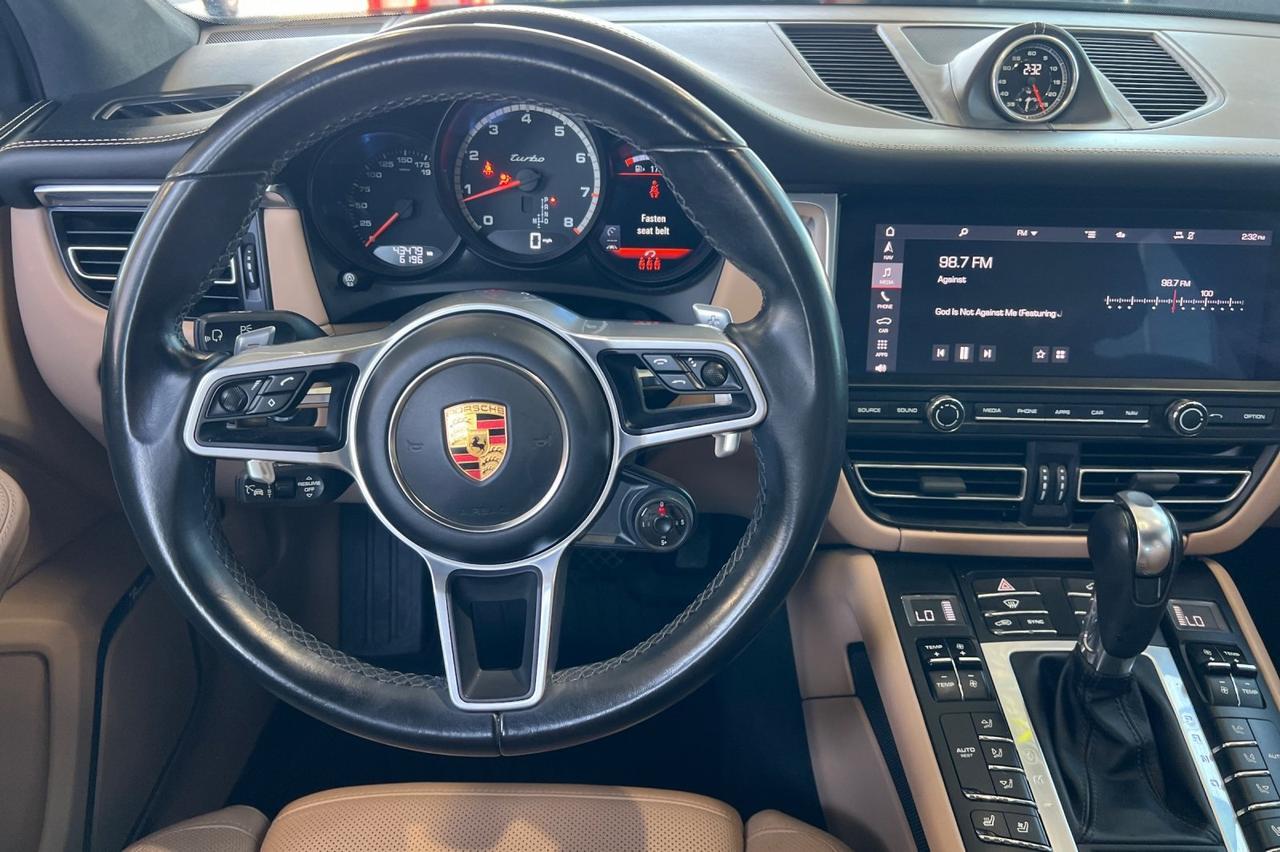 2021 Porsche Macan Turbo Ontario OR