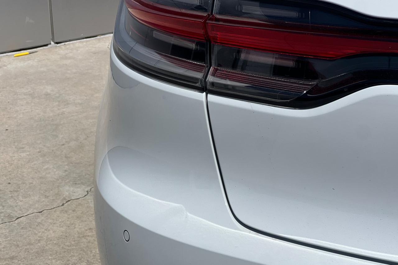 2021 Porsche Macan Turbo Ontario OR