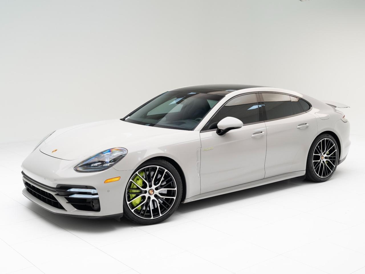 2021 Porsche Panamera Turbo S E-Hybrid
