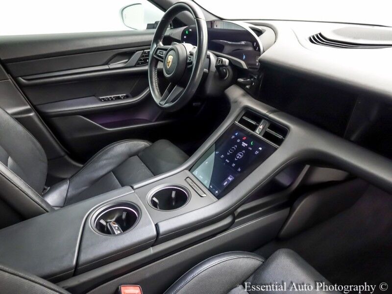 2021 Porsche Taycan Willowbrook IL