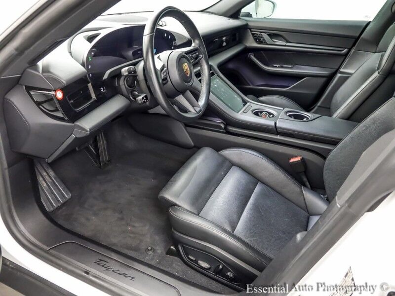 2021 Porsche Taycan Willowbrook IL