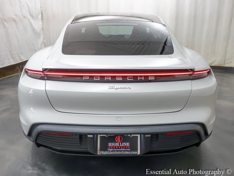 2021 Porsche Taycan Willowbrook IL