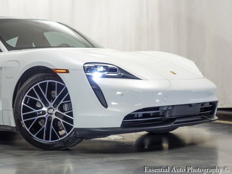 2021 Porsche Taycan Willowbrook IL